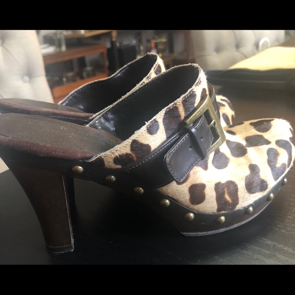 Bandolino Stylish Print Slip On